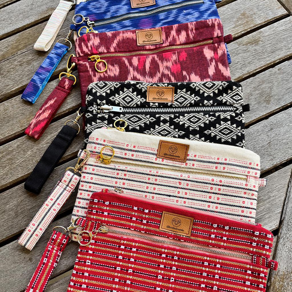 Woven Island Clutch