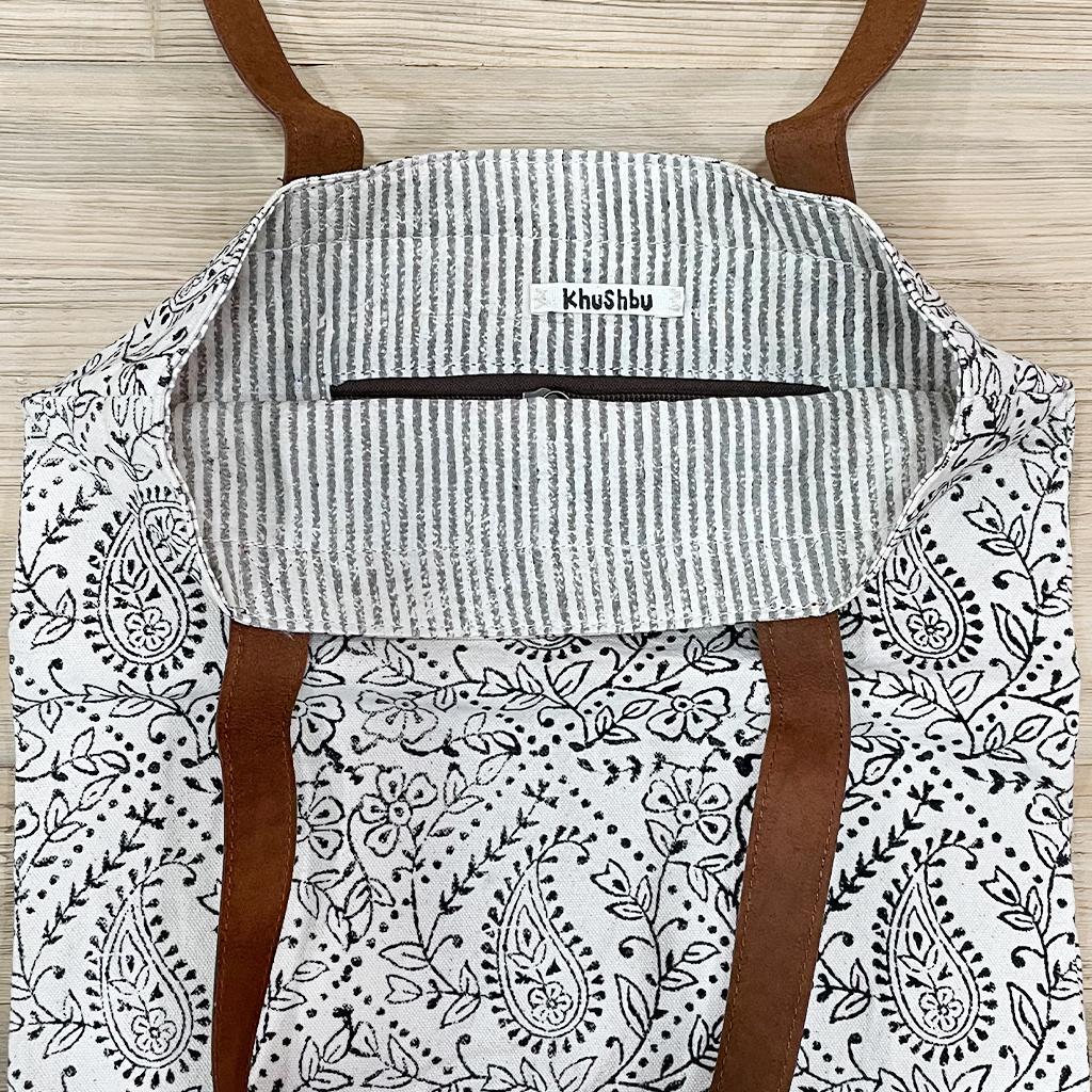 Sunder Tote Bag - Black Butah