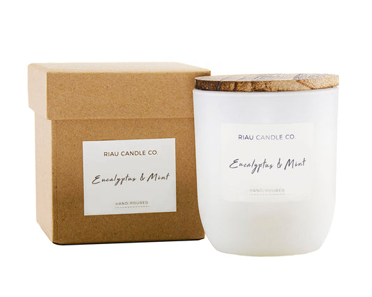 Medium Riau Candle - Eucalyptus & Mint